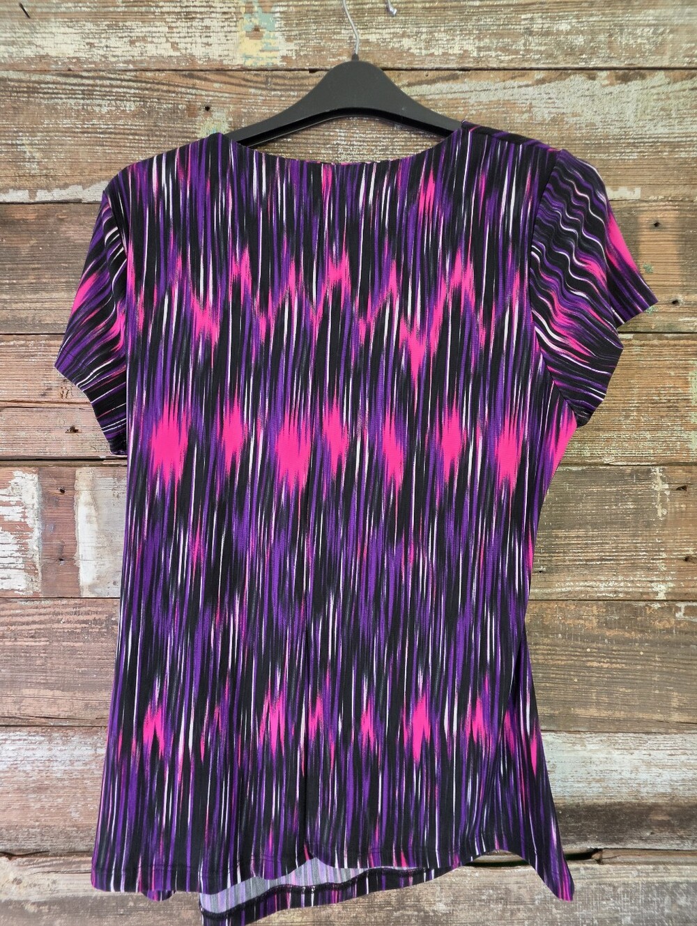 Chaus Size L Pink Purple Abstract Faux Wrap Ruffle Flutter Sleeve Top - Picture 3 of 5